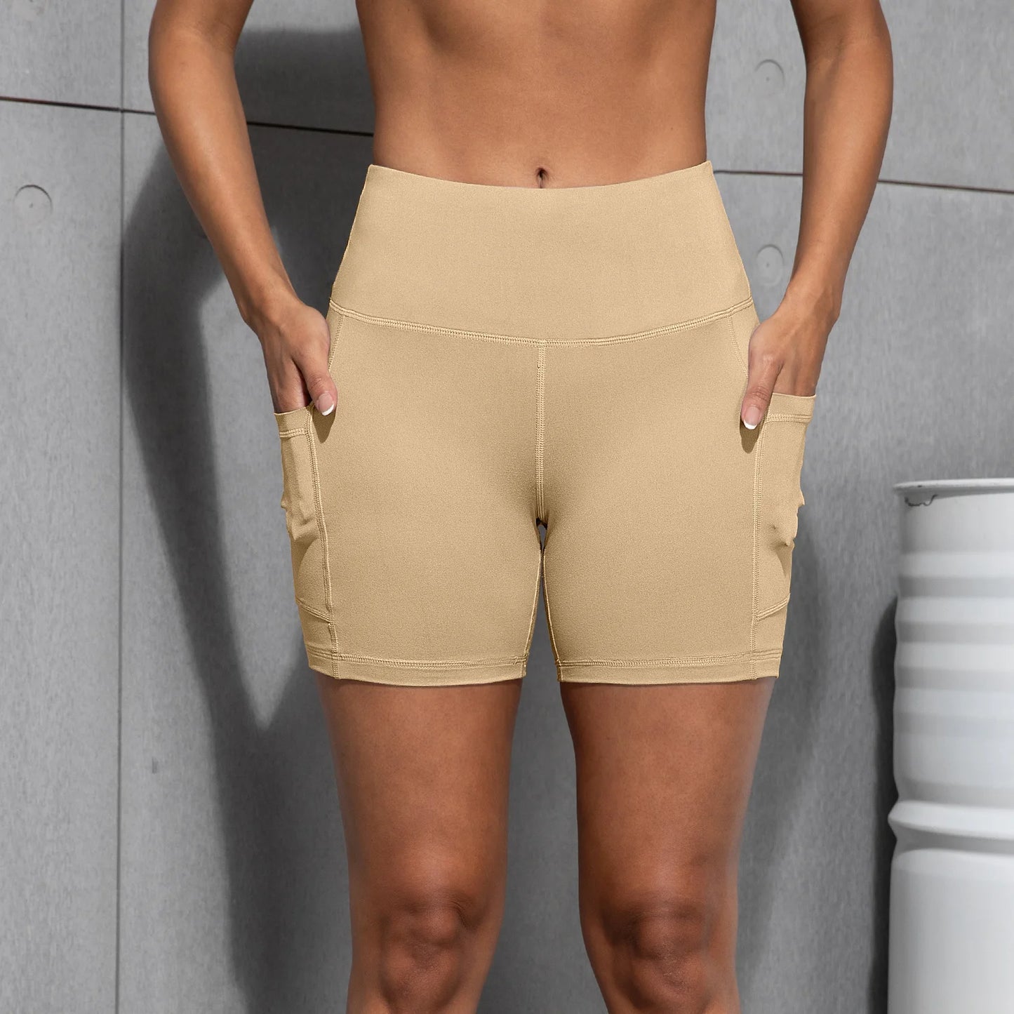 Women Sports Pocket Shorts Leggings Suitable For Running Fitness Cycling Gym leisure High Waist Quick Drying Yoga Shorts