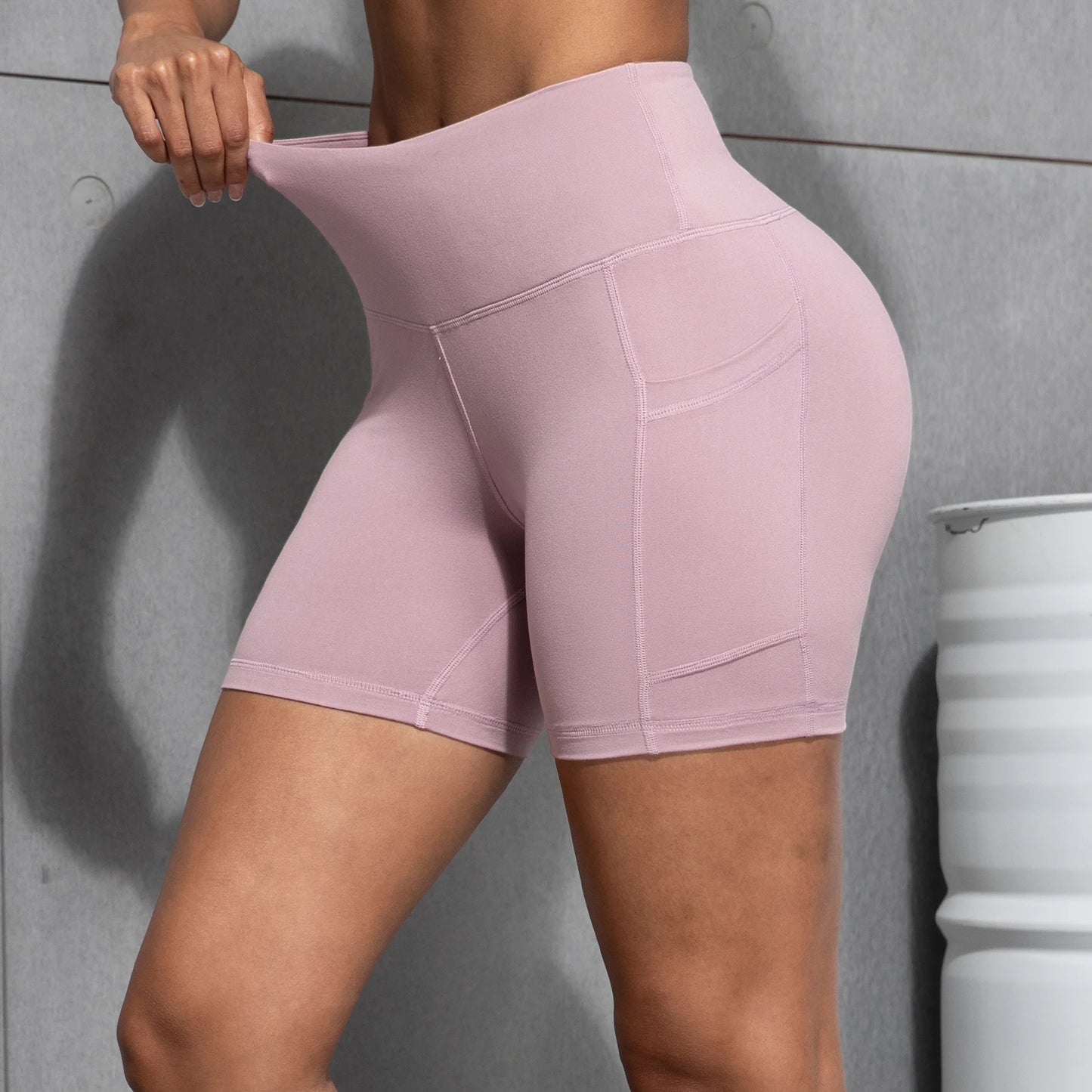 Women Sports Pocket Shorts Leggings Suitable For Running Fitness Cycling Gym leisure High Waist Quick Drying Yoga Shorts